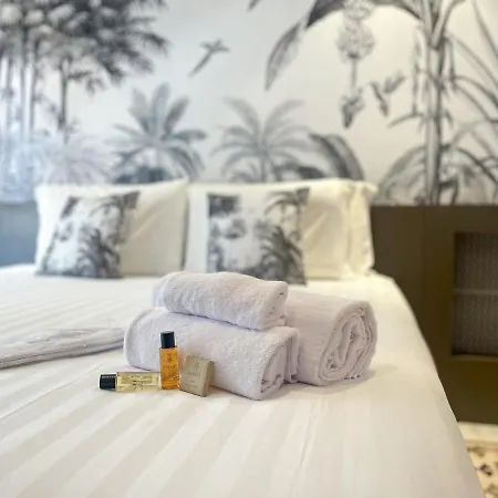 Hermitage Guest house 4*