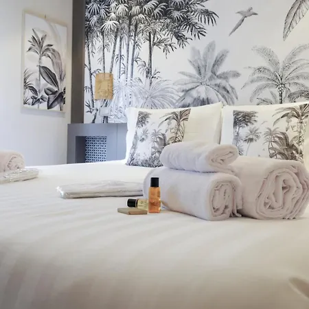 Hermitage Guest house 4*