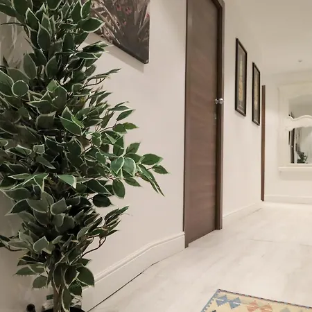بيت ضيافة Hermitage 4*